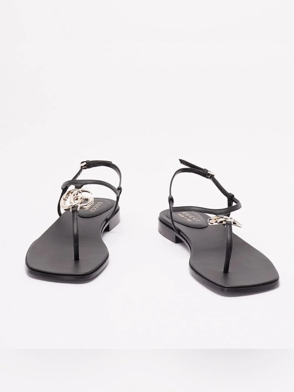 GUCCI Marmont GG logo thong sandals - Picture 3 of 6